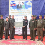 សម្តេចបវរធិបតី និង លោកជំទាវបណ្ឌិត បានឧបត្ថម្ភគ្រឿងឧបភោគបរិភោគមួយចំនួន ជូនតំបន់ប្រតិបត្តិការសឹករងកំពង់ឆ្នាំង
